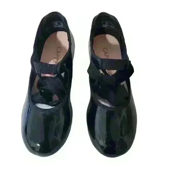 Capezio Little Kid Jr. Tyette Tap Shoe Sizes 1W & 11.5W - Picture 4 of 8